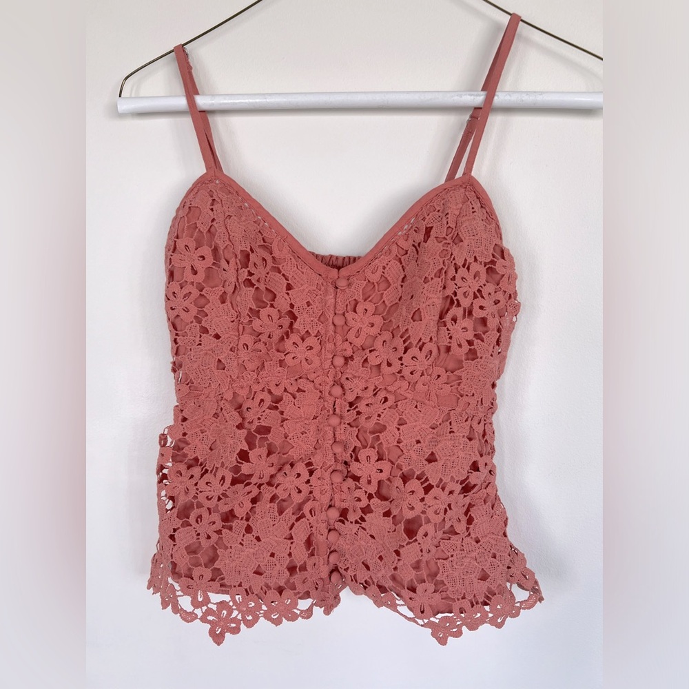 Abercrombie Peplum lace cami